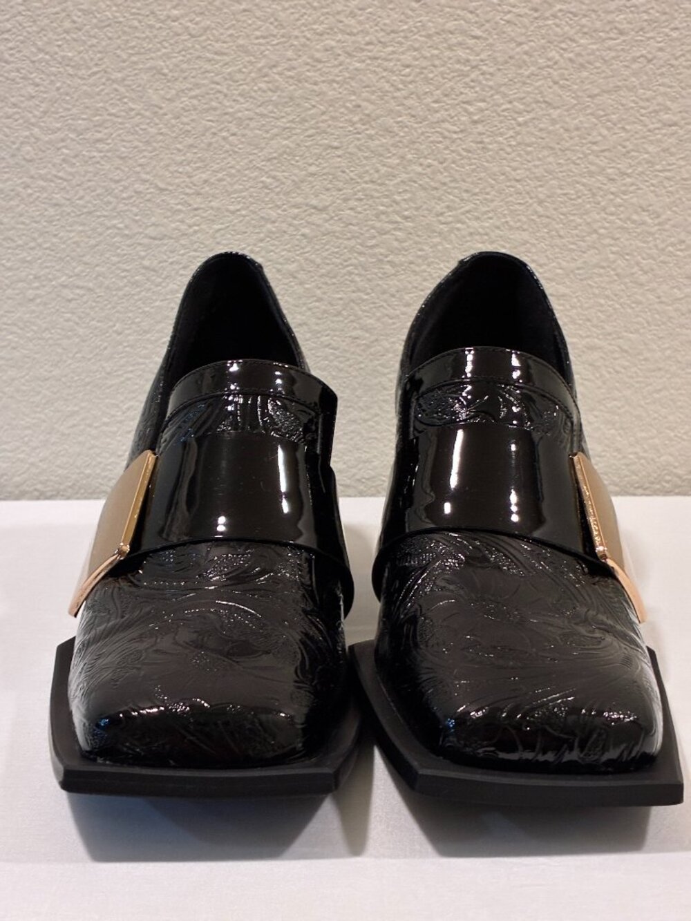 TDD VOGUE Patent Faux Leather Black Embossed Chunk Heel Pump/Loafer Women 7.5
